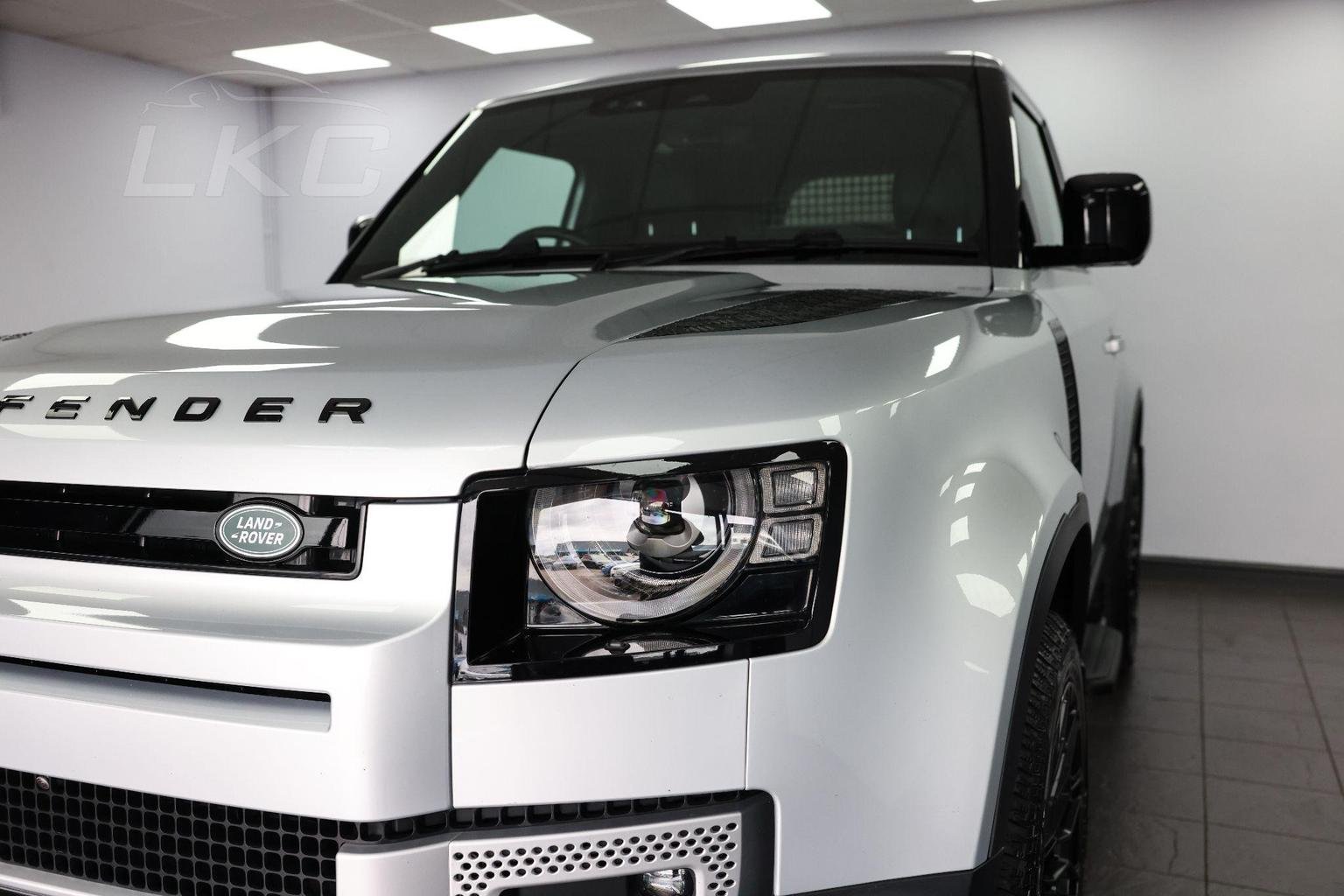 Land Rover 90
