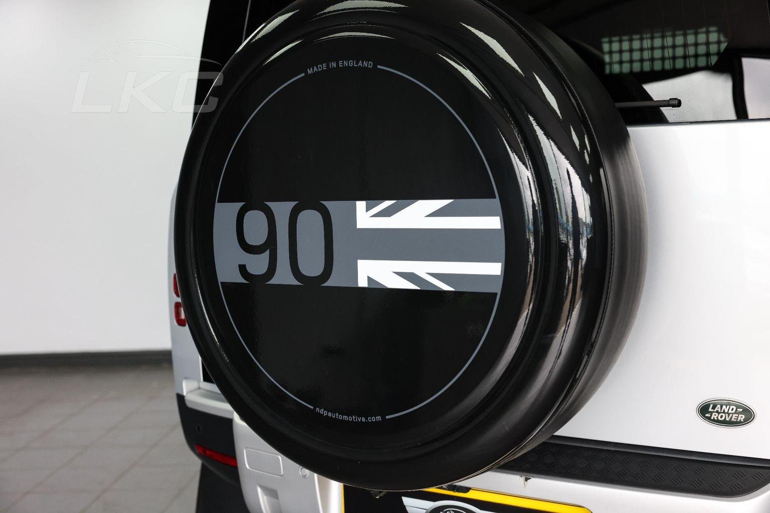 Land Rover 90