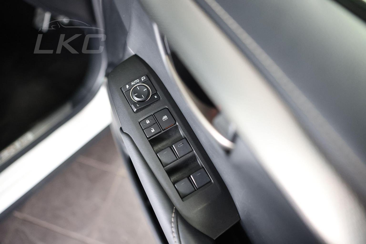 Lexus NX 300h