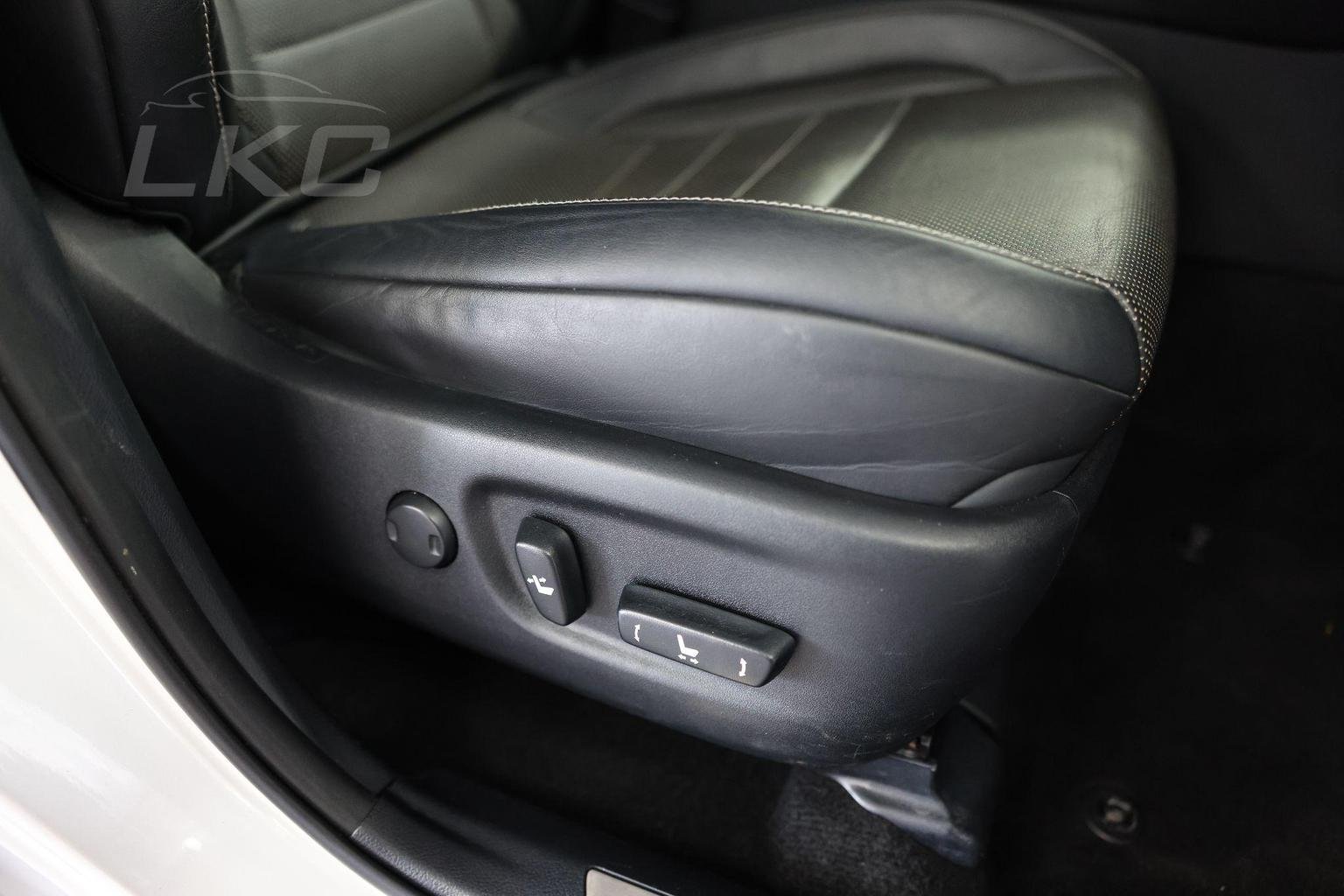 Lexus NX 300h