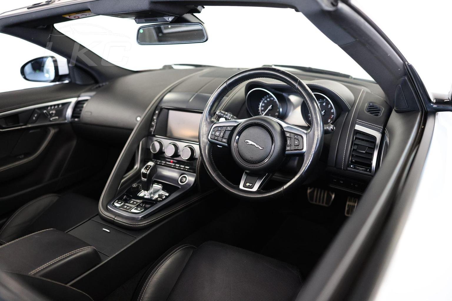 Jaguar F Type