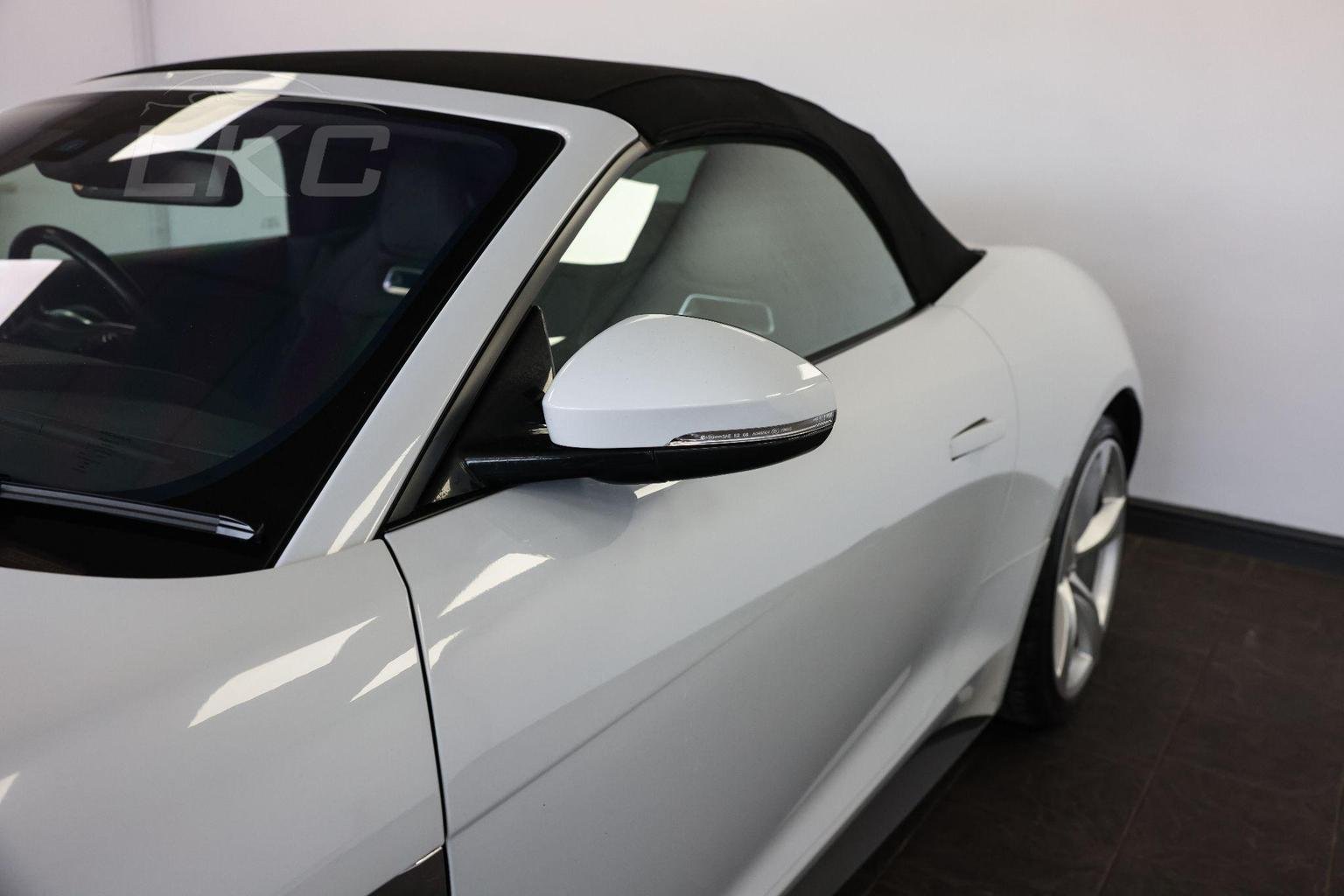 Jaguar F Type