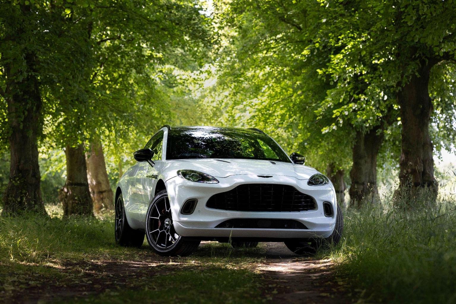 Aston Martin DBX