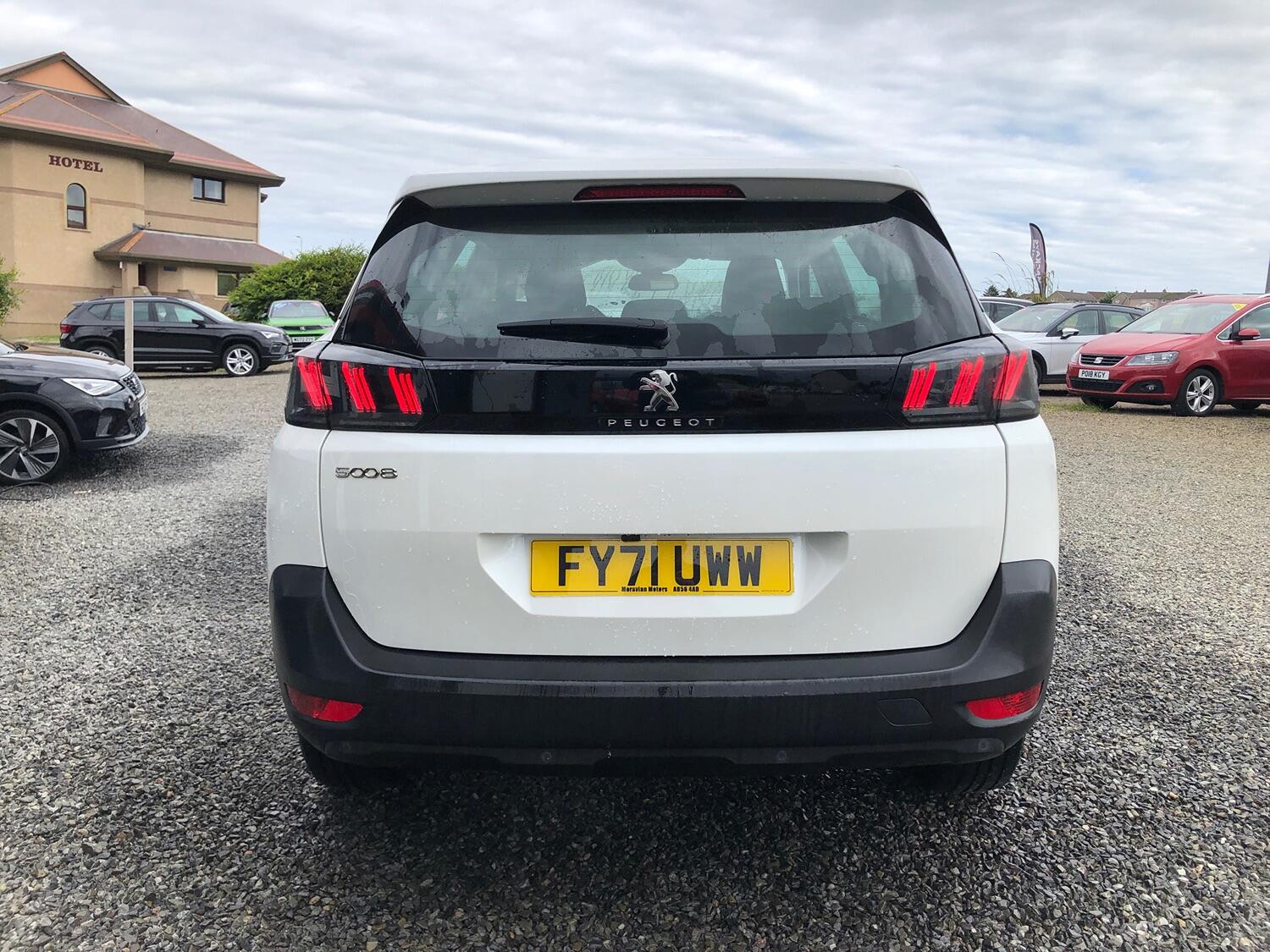 Peugeot 5008