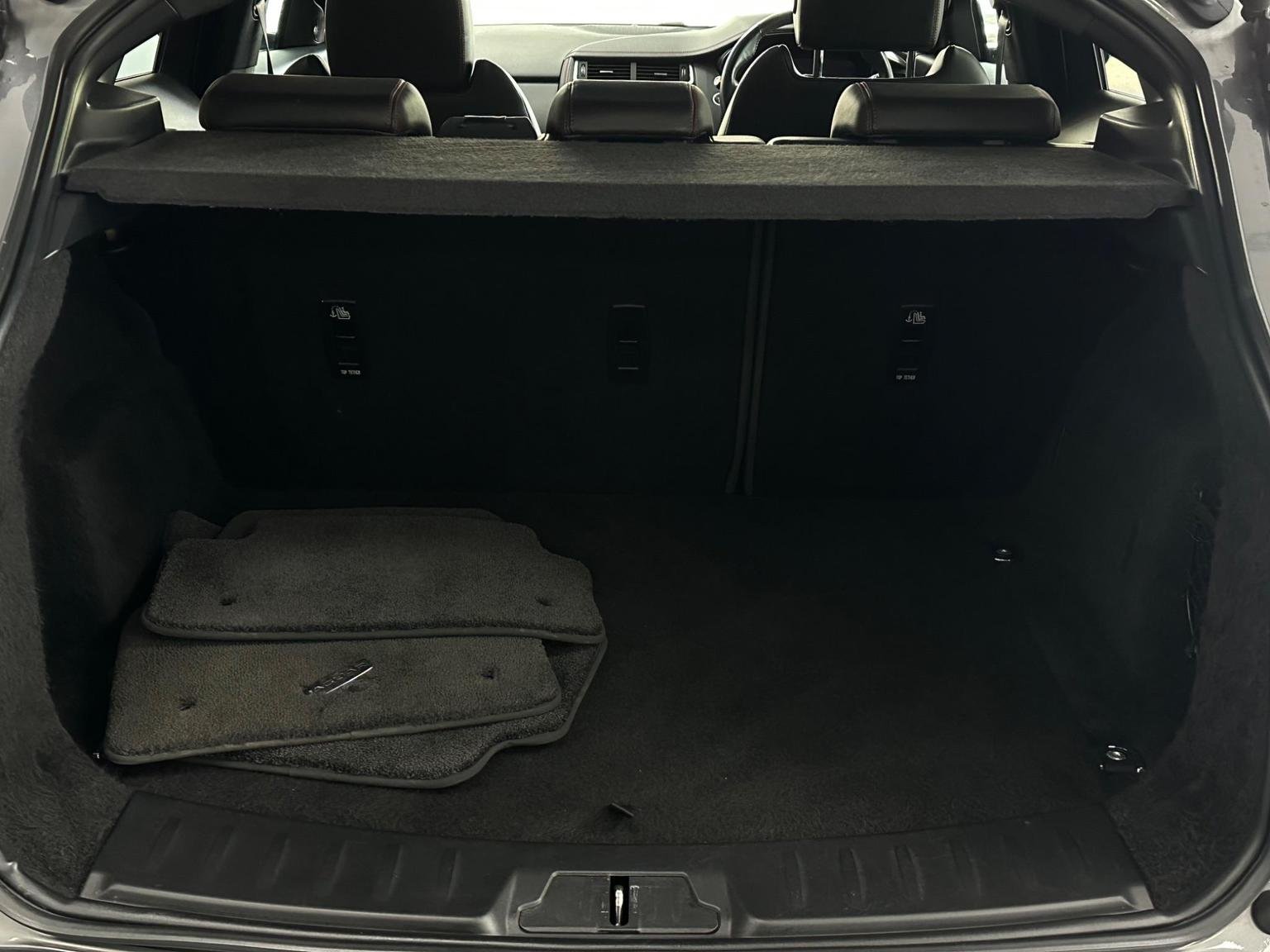 Jaguar E Pace