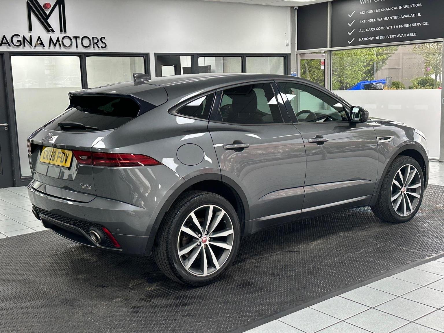 Jaguar E Pace