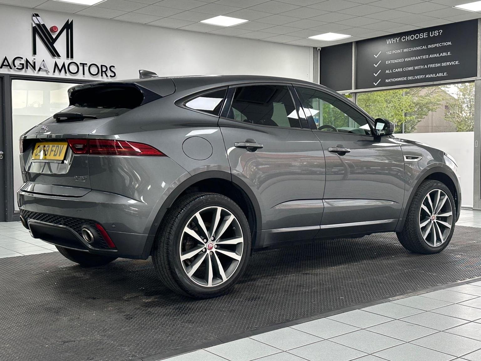 Jaguar E Pace