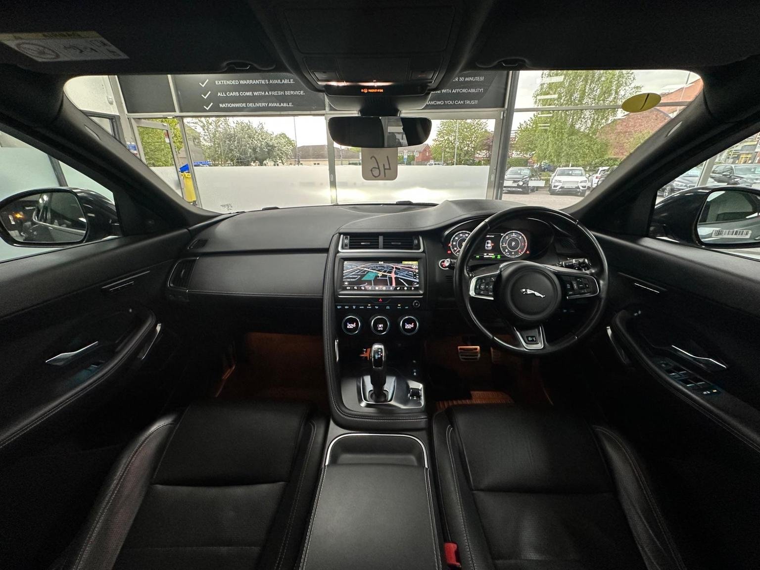 Jaguar E Pace