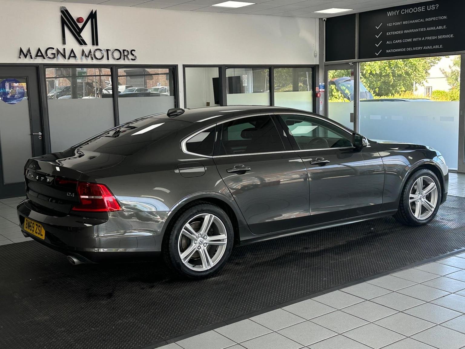 Volvo S90