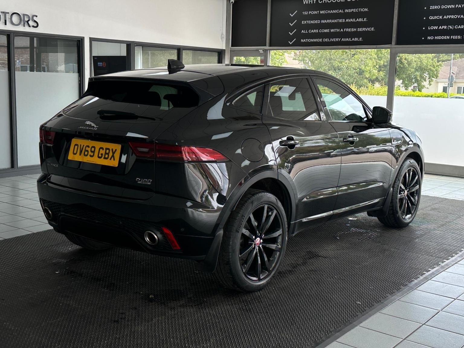 Jaguar E Pace