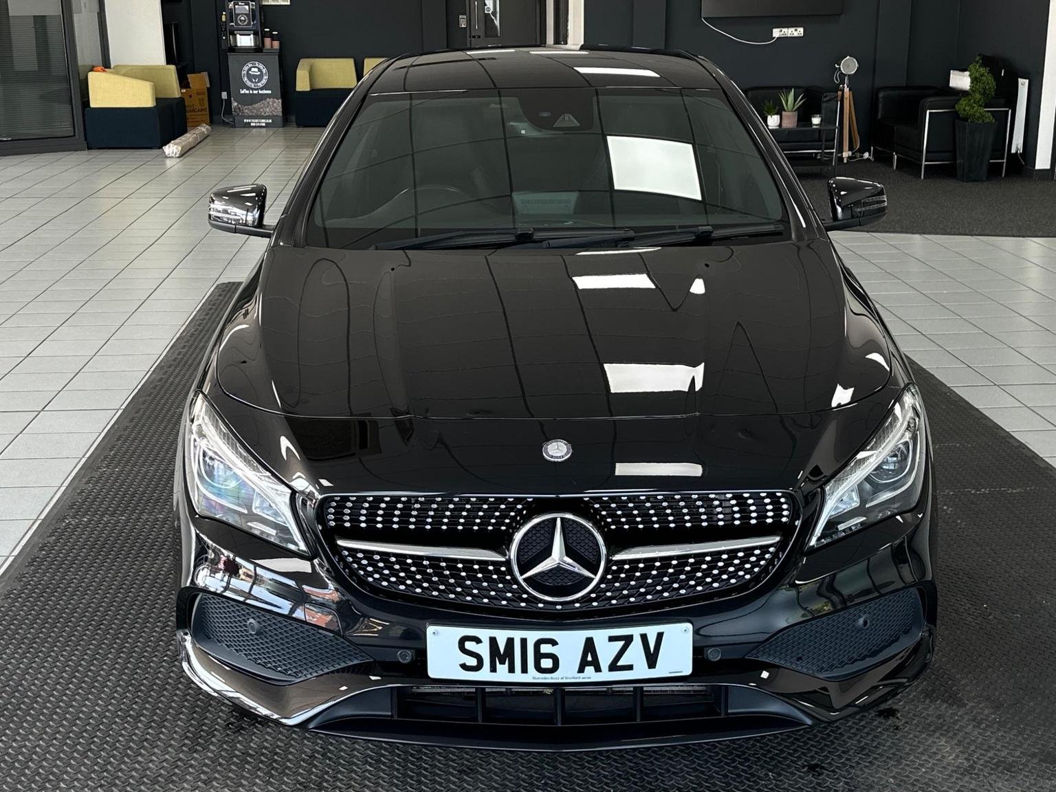 Mercedes Benz CLA
