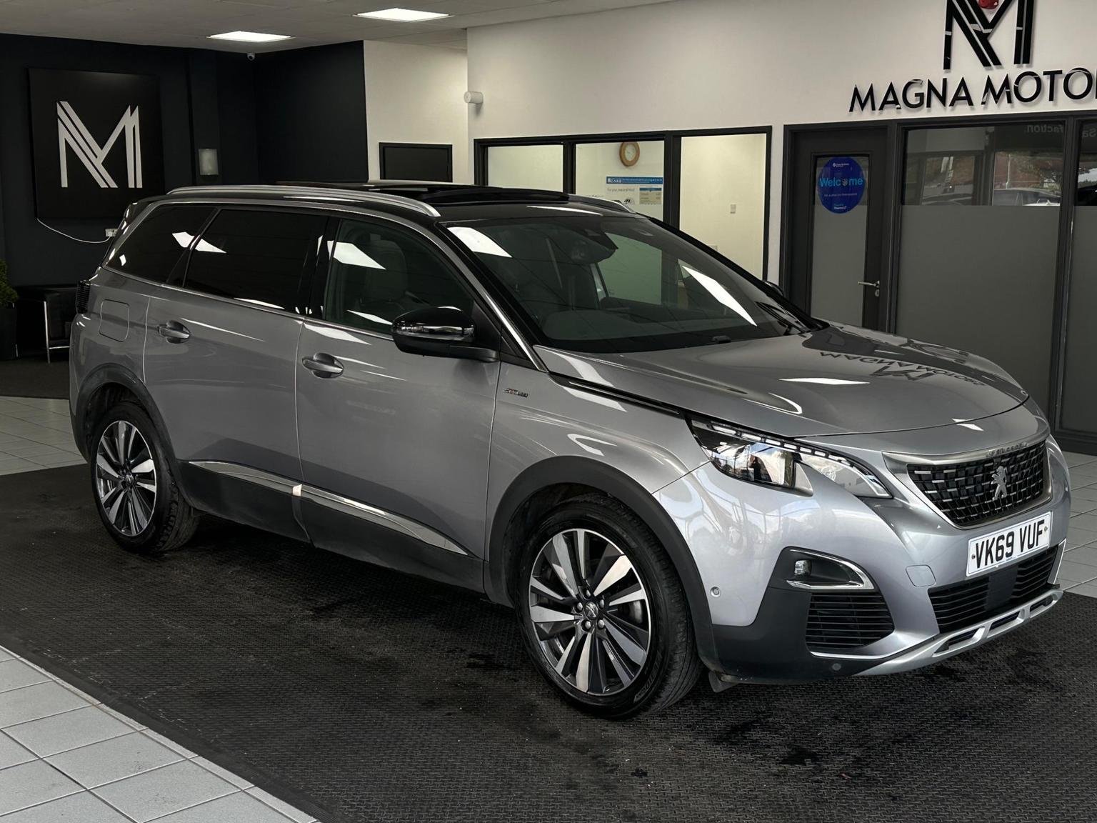 Peugeot 5008