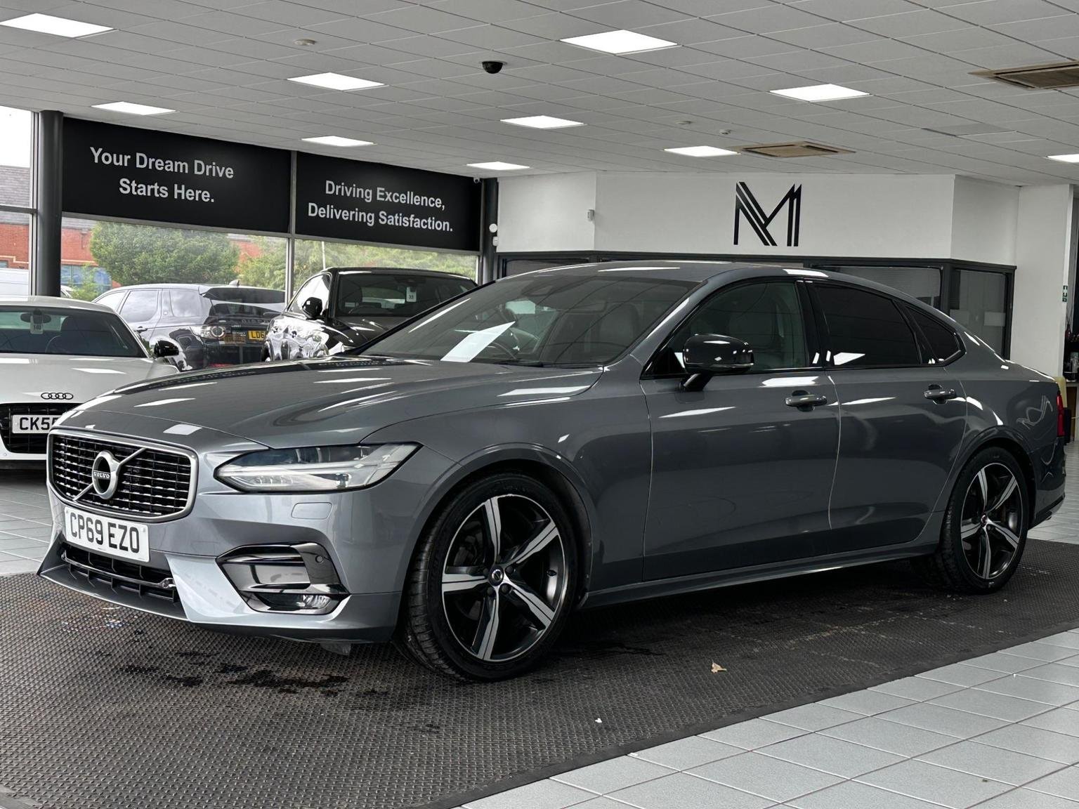 Volvo S90