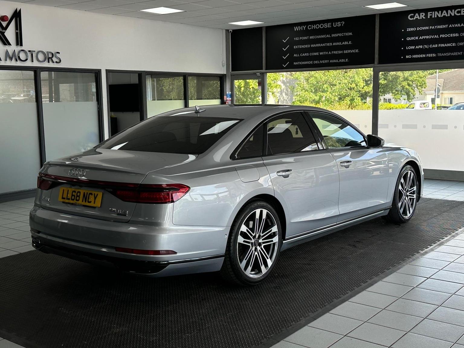 Audi A8