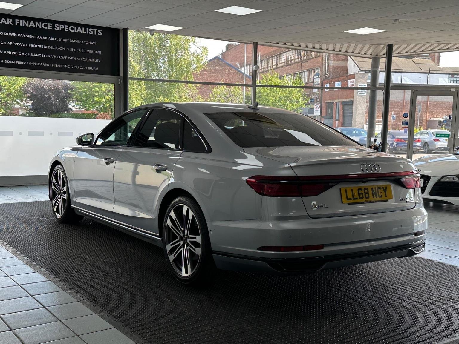 Audi A8