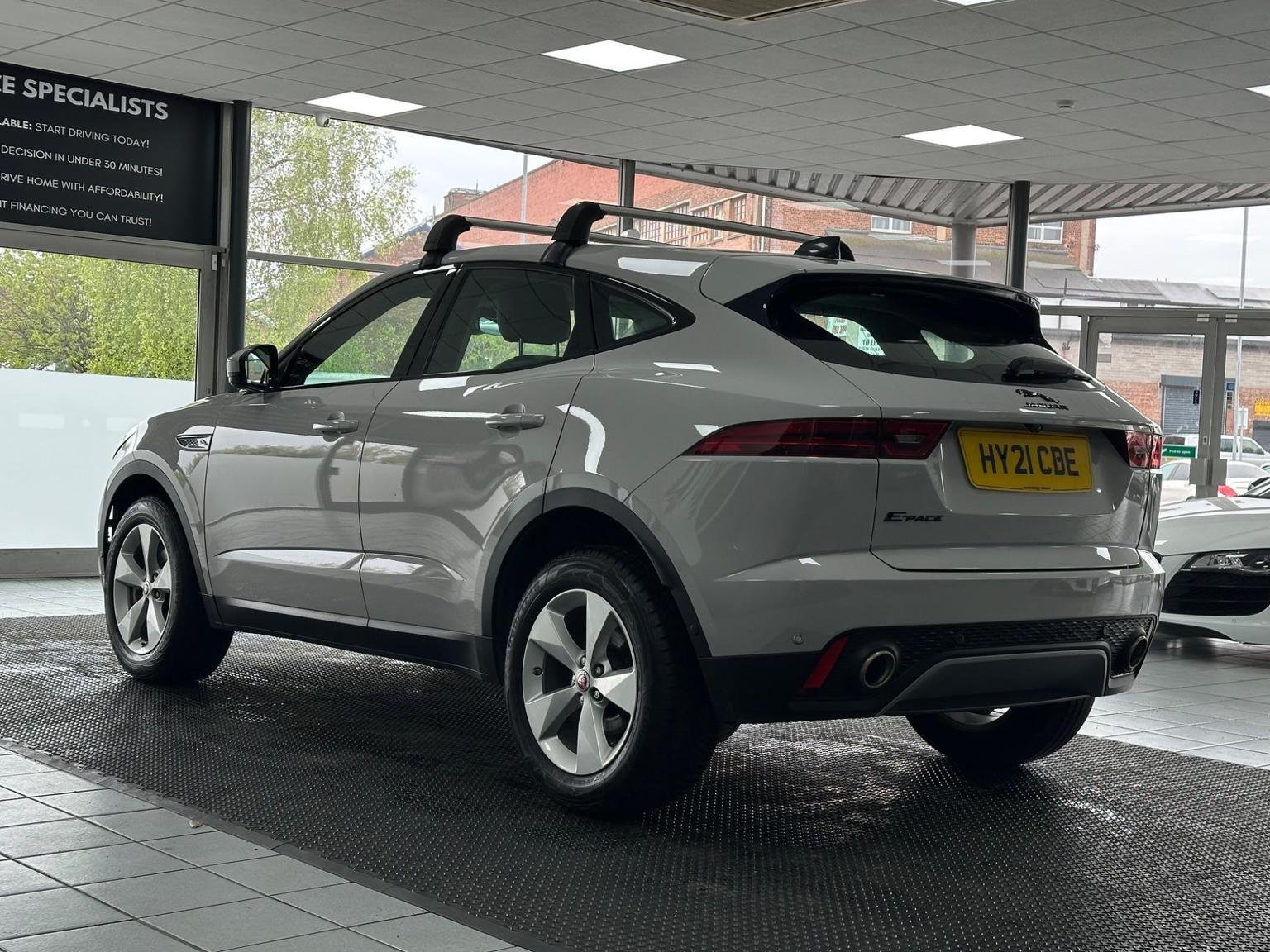 Jaguar E Pace