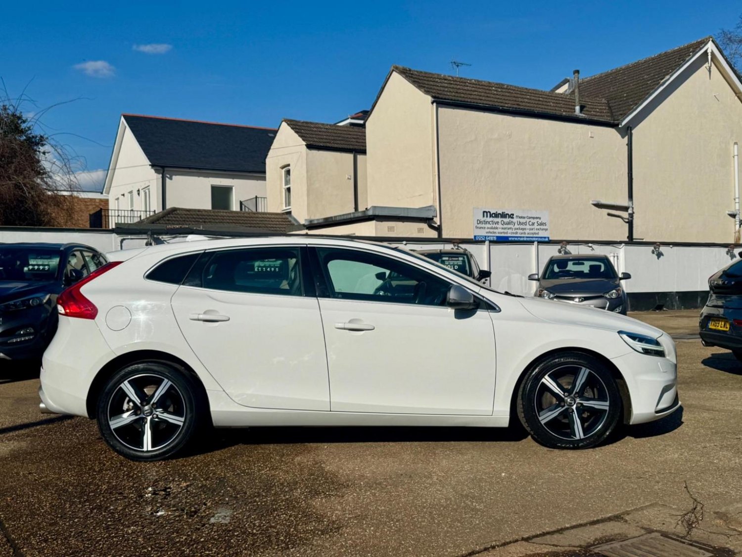 Volvo V40