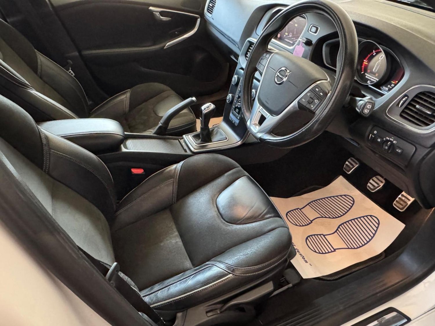 Volvo V40