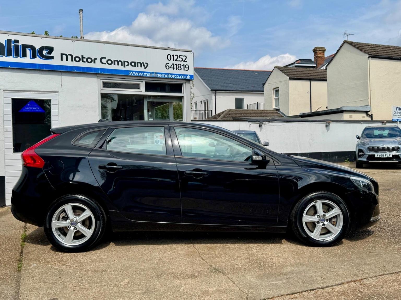 Volvo V40