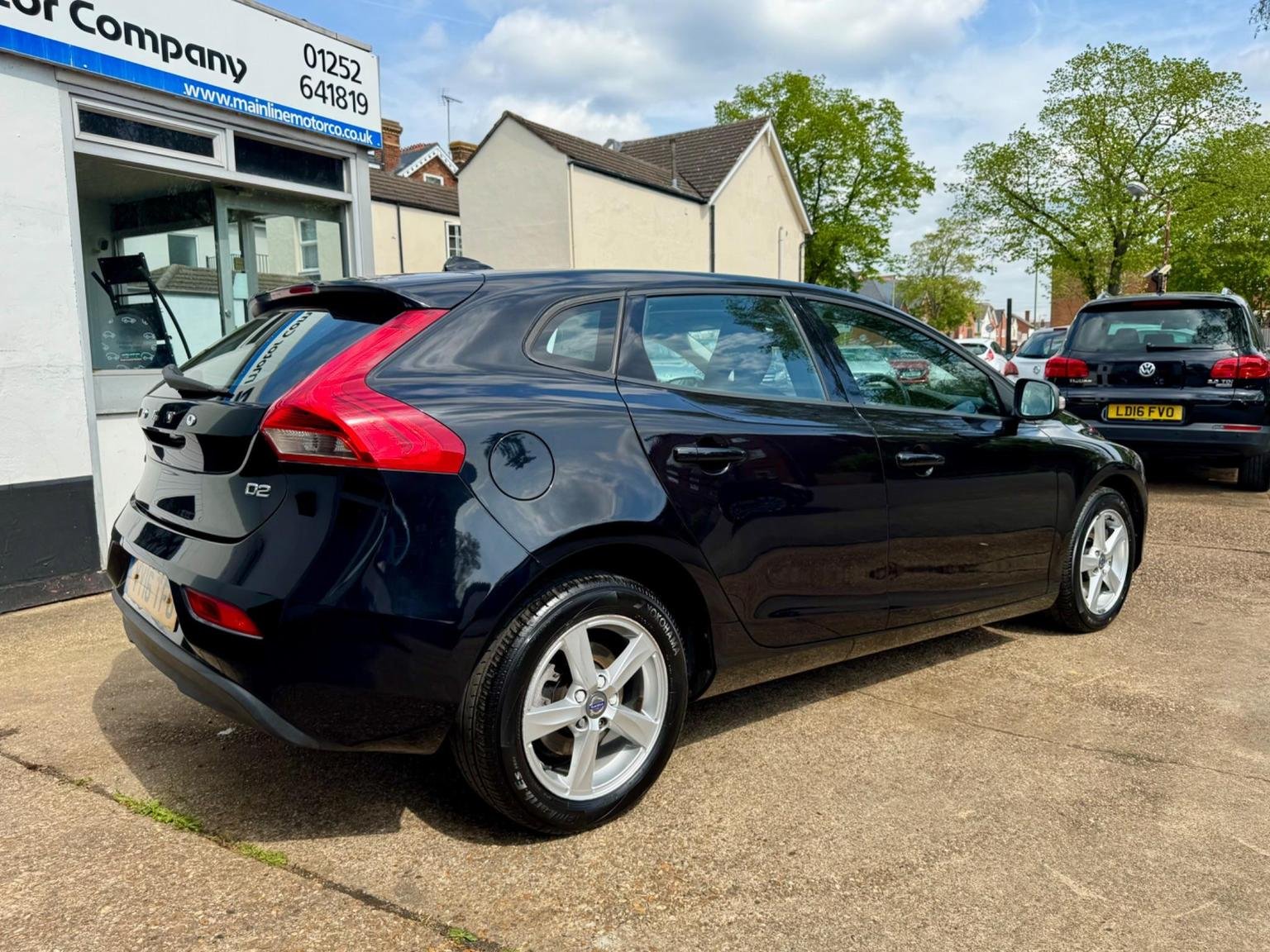 Volvo V40