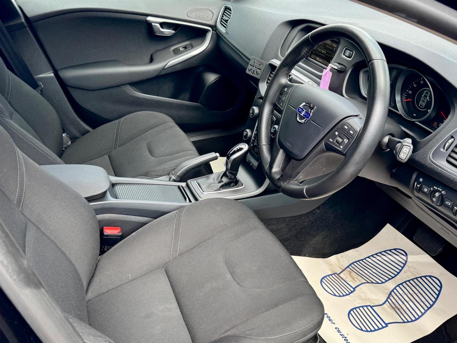 Volvo V40