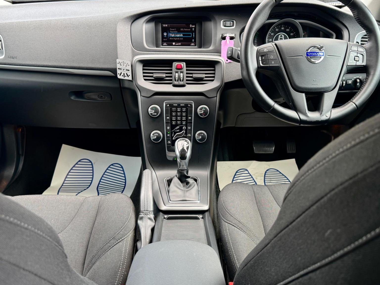 Volvo V40