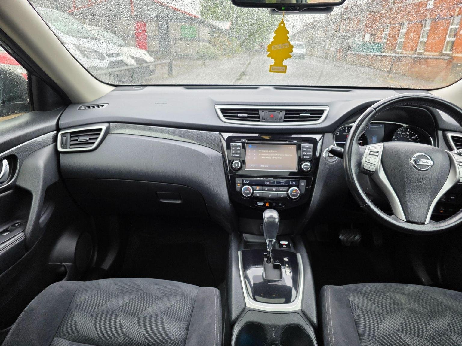 Nissan X Trail