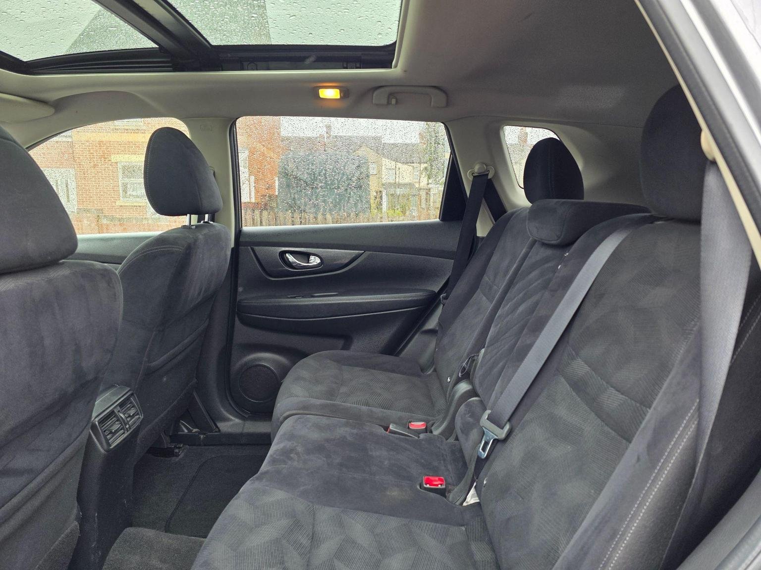 Nissan X Trail