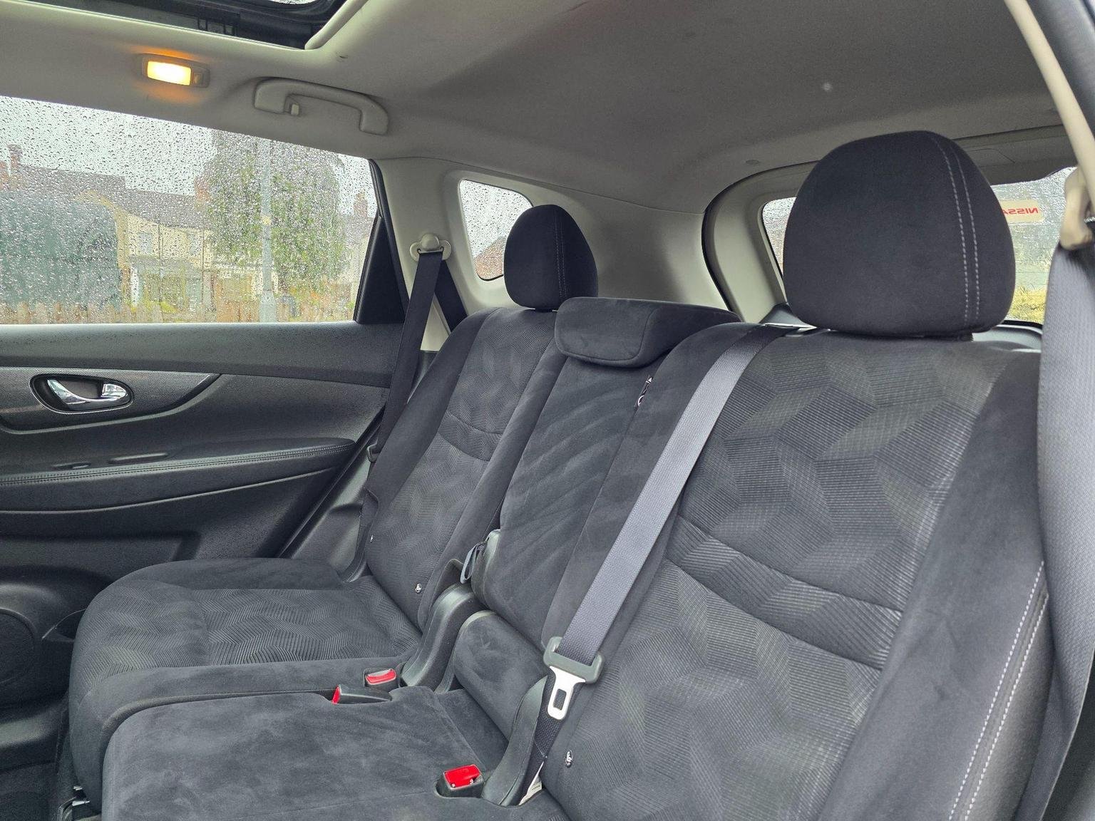 Nissan X Trail