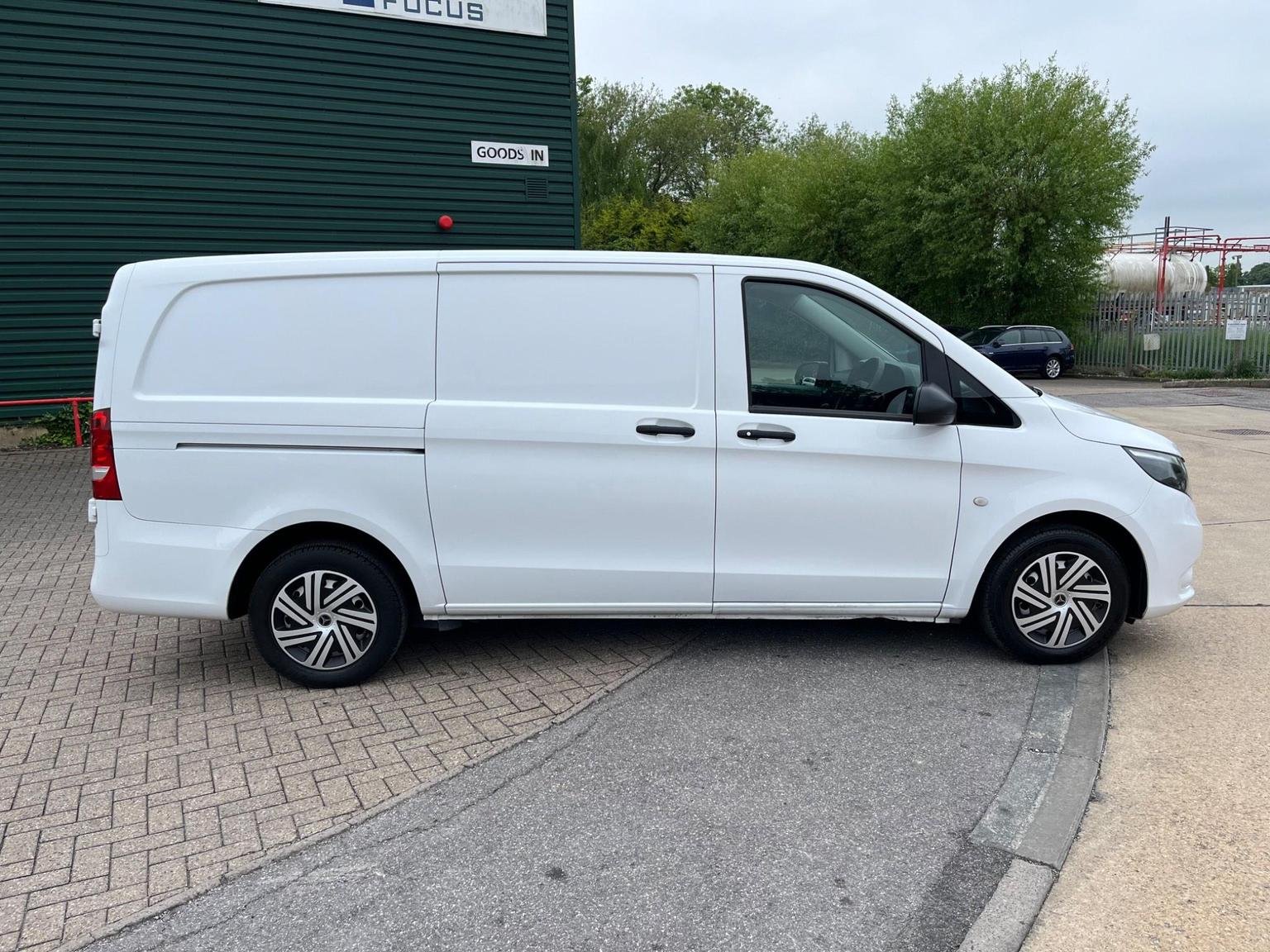 Mercedes Benz Vito