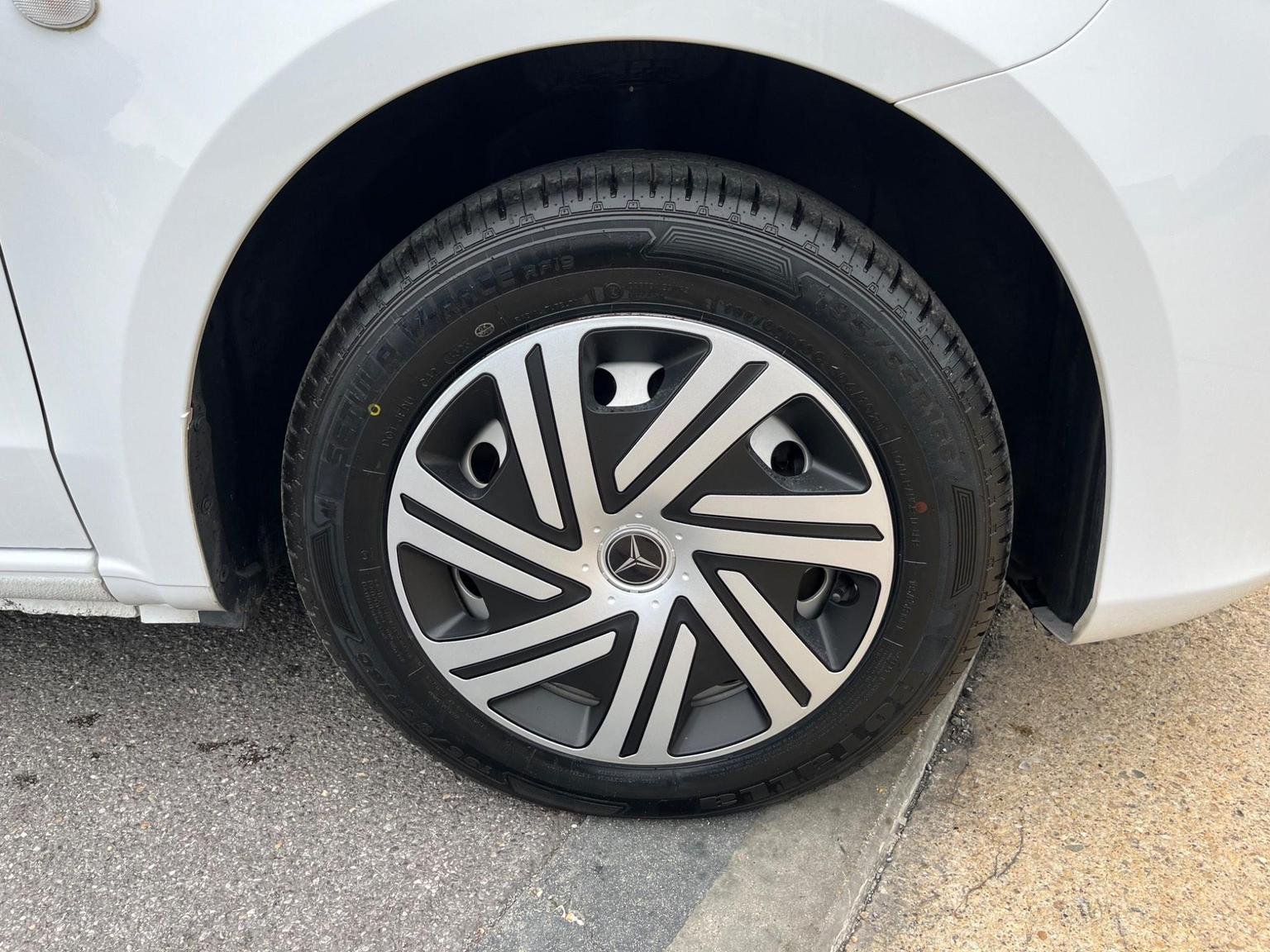 Mercedes Benz Vito