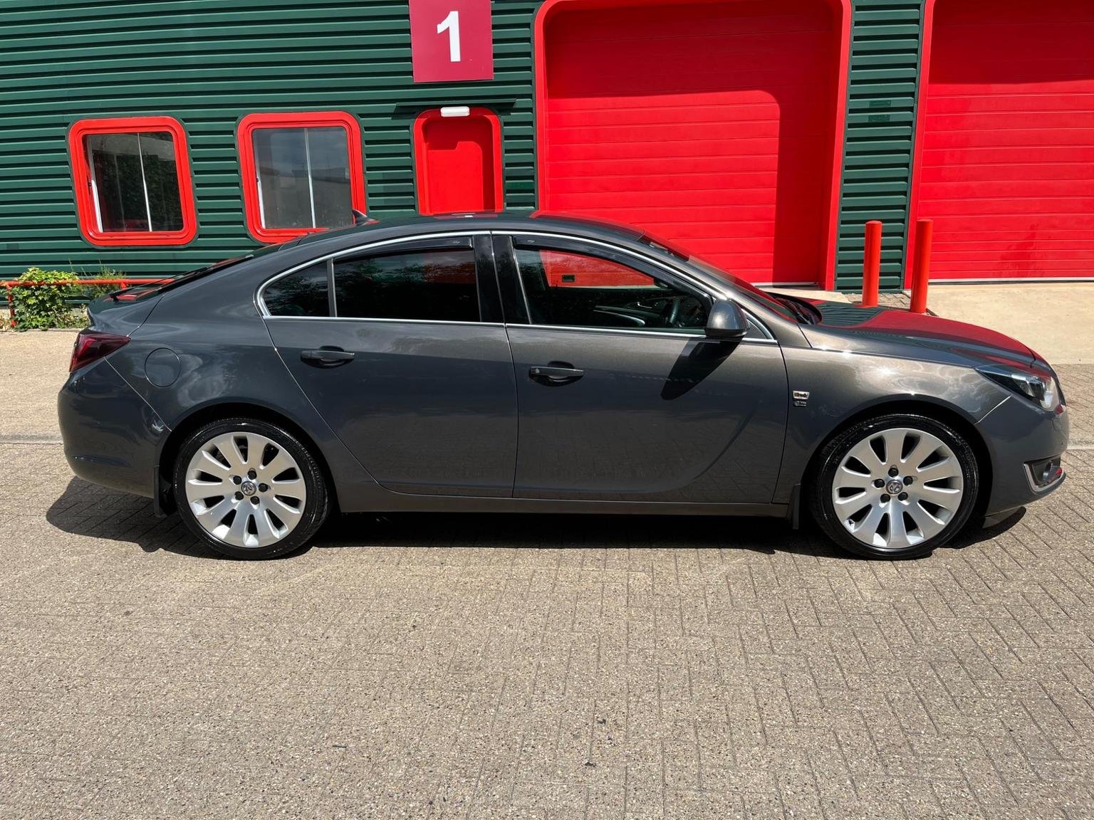 Vauxhall Insignia