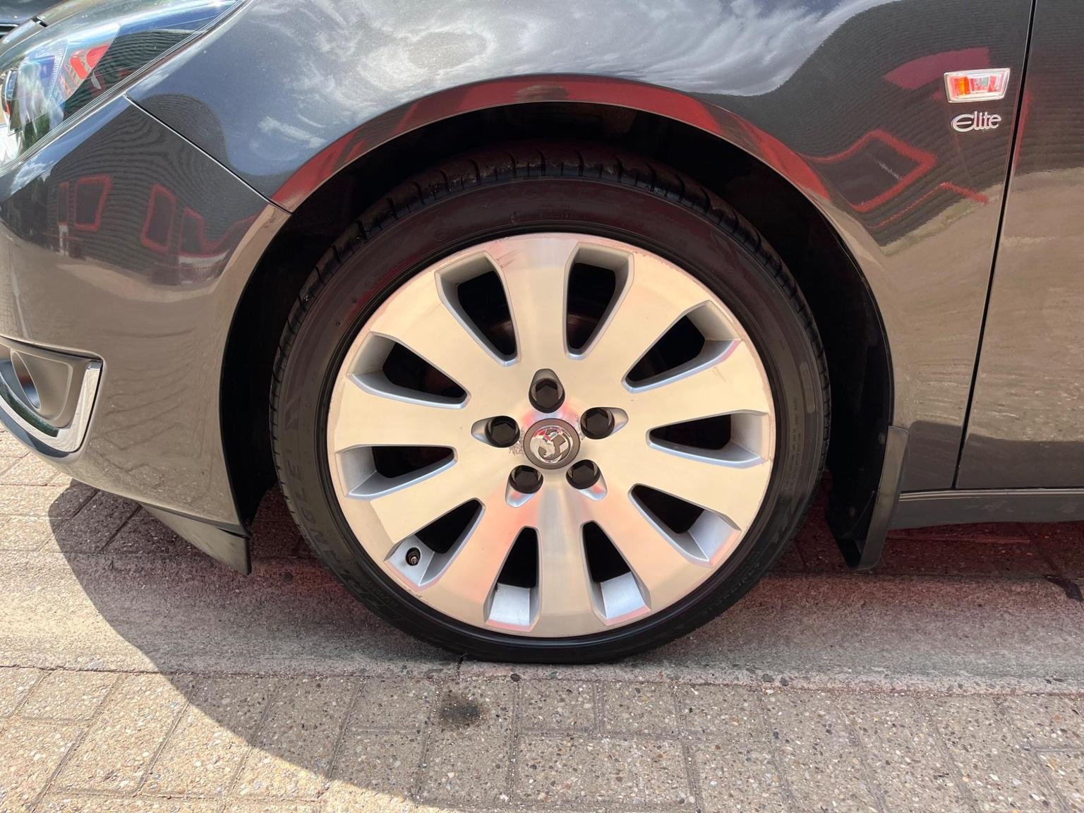 Vauxhall Insignia