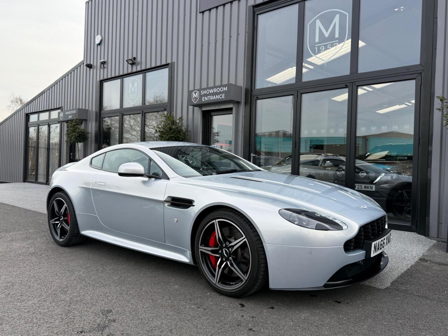 Aston Martin Vantage