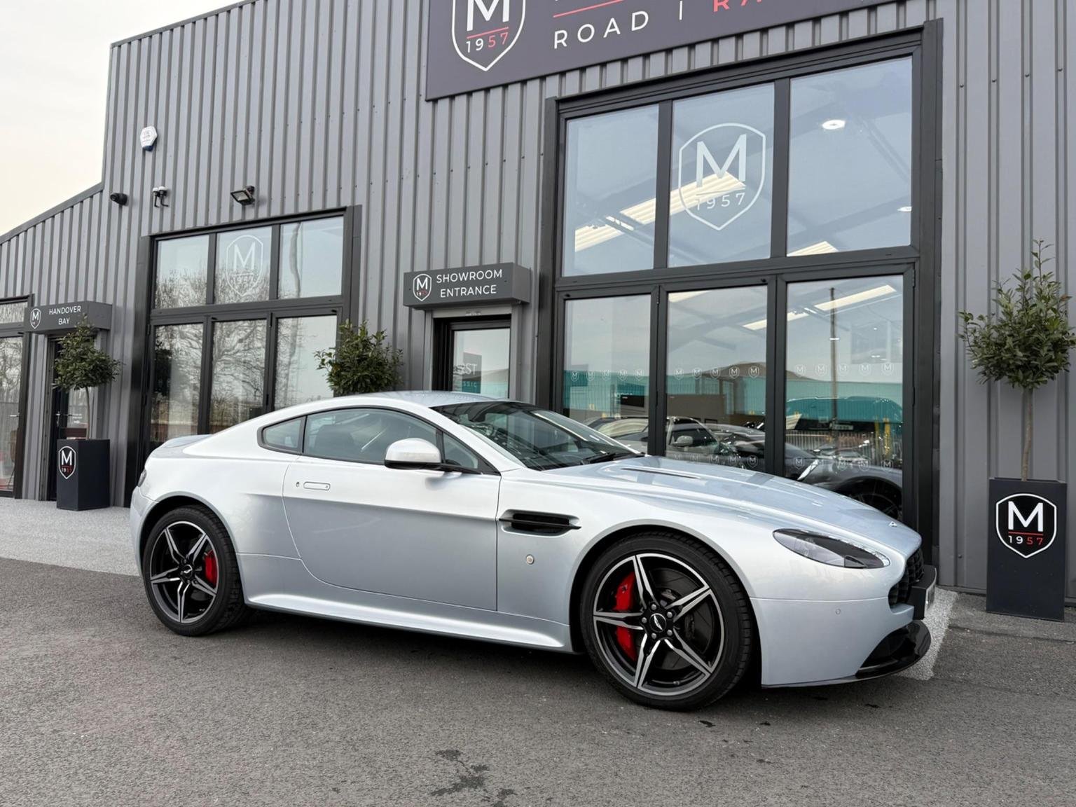 Aston Martin Vantage