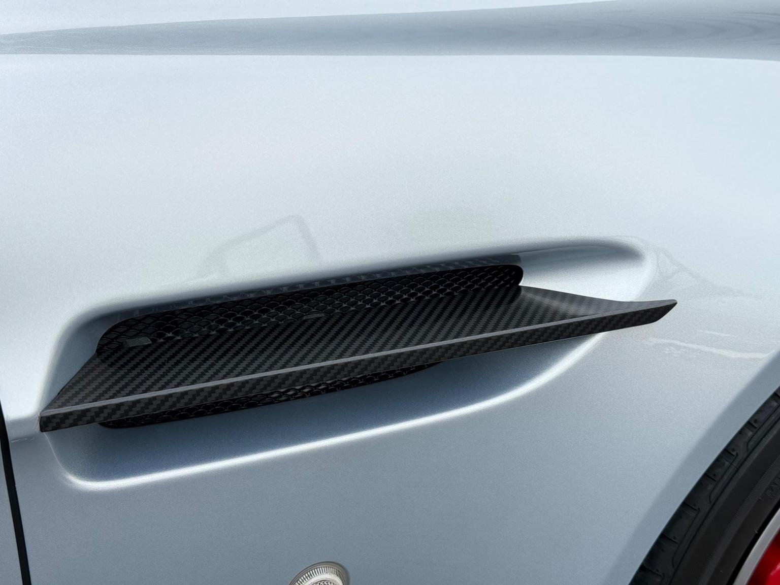 Aston Martin Vantage