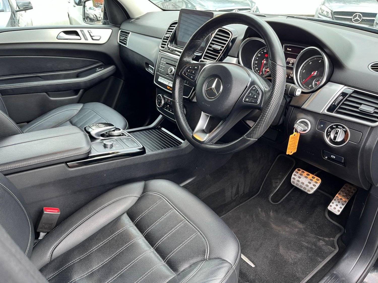 Mercedes Benz GLE-CLASS