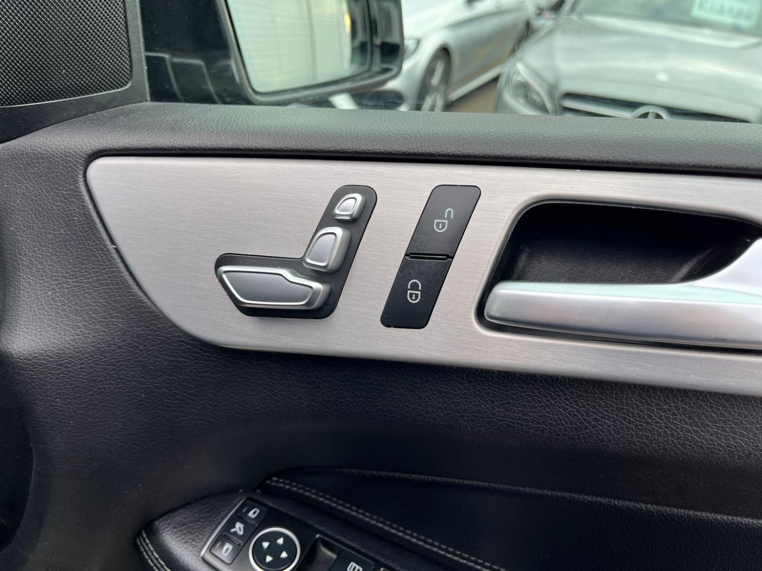 Mercedes Benz GLE-CLASS