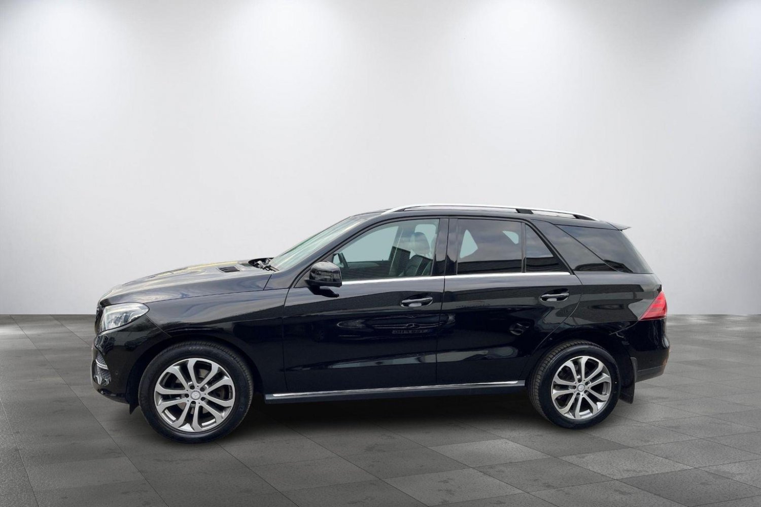 Mercedes Benz GLE-CLASS