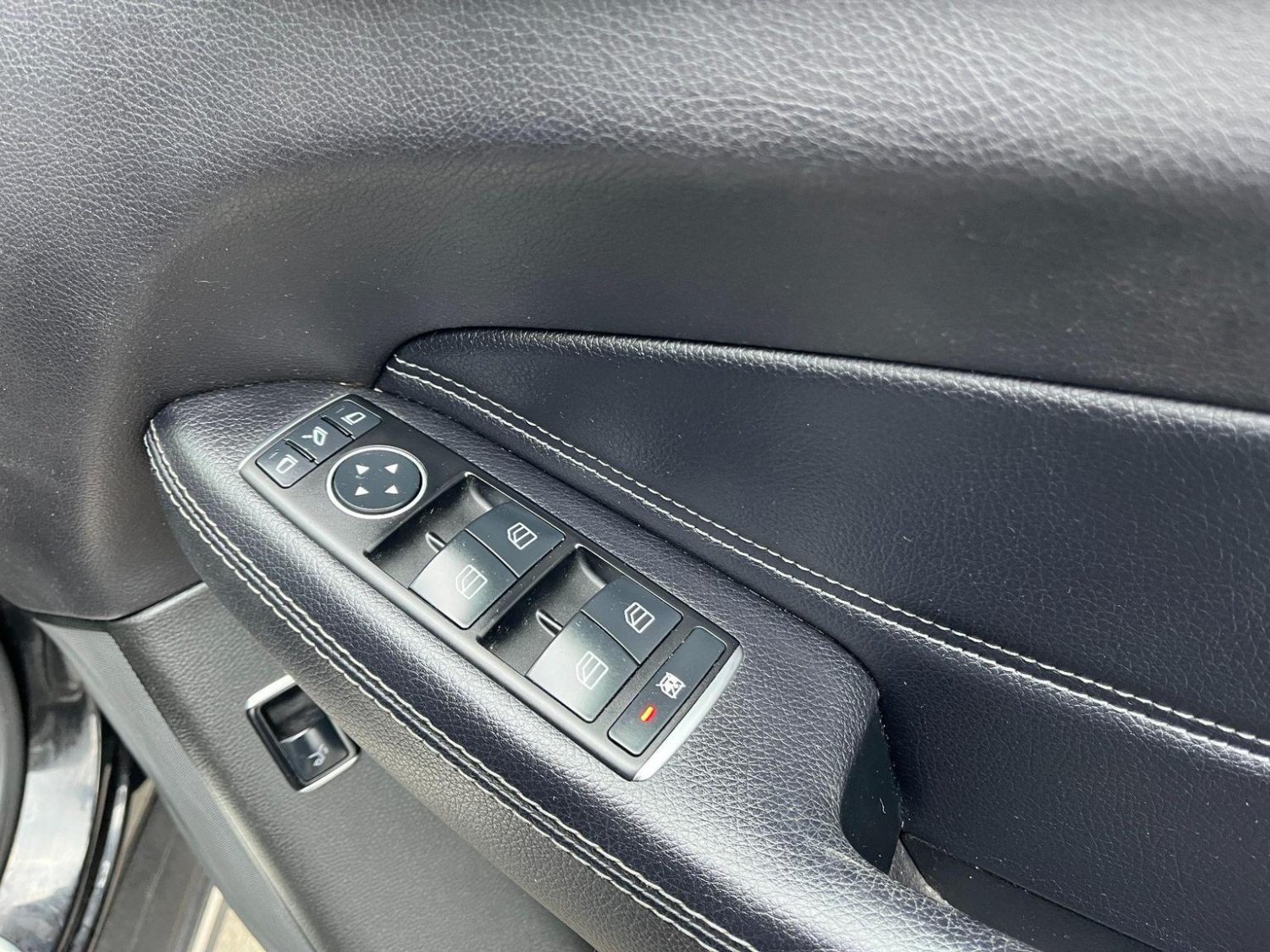 Mercedes Benz GLE-CLASS