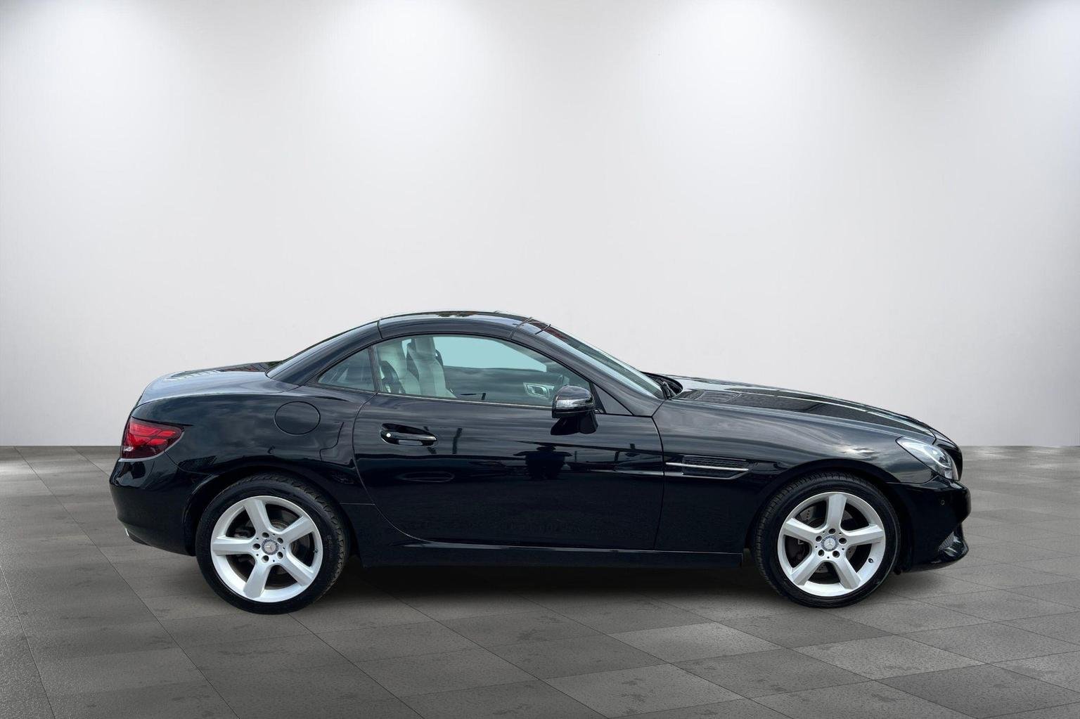 Mercedes Benz SLC