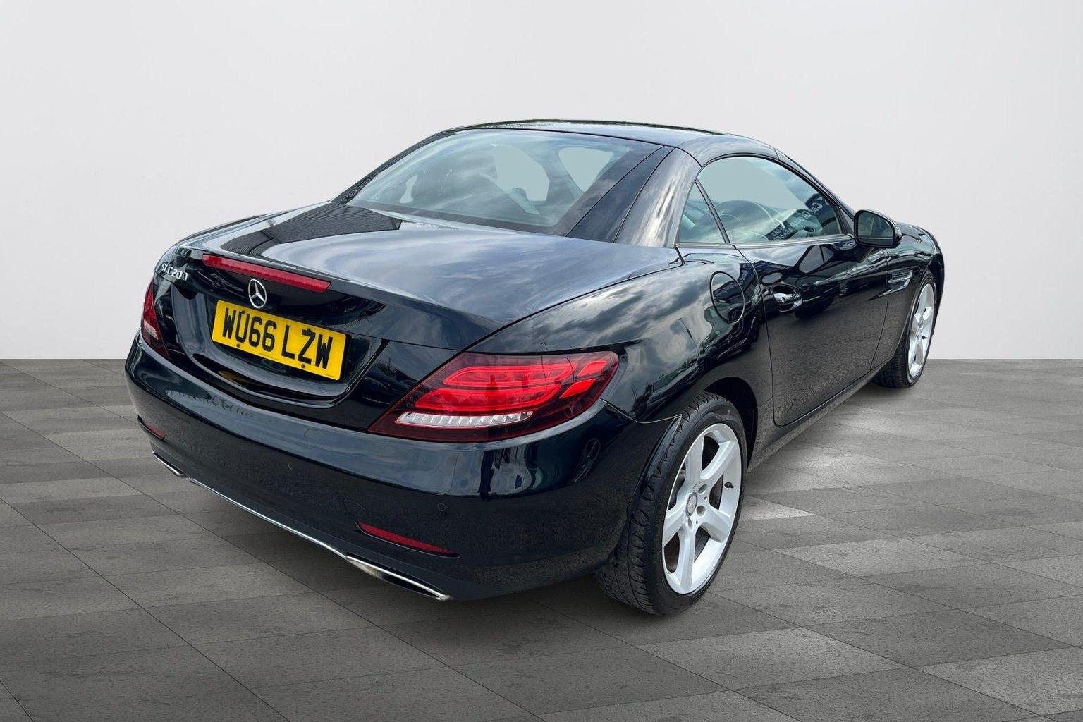 Mercedes Benz SLC