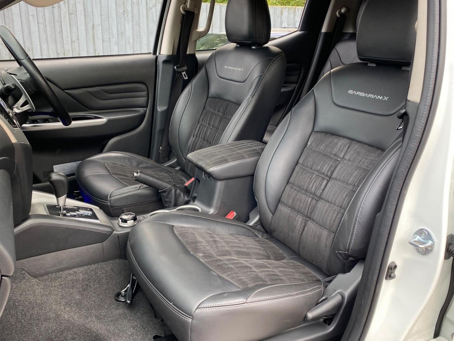 Mitsubishi L200