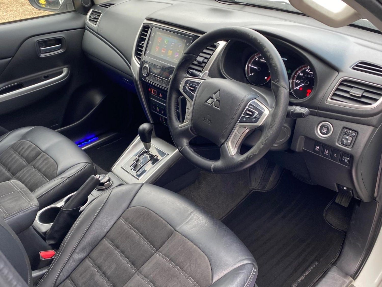 Mitsubishi L200