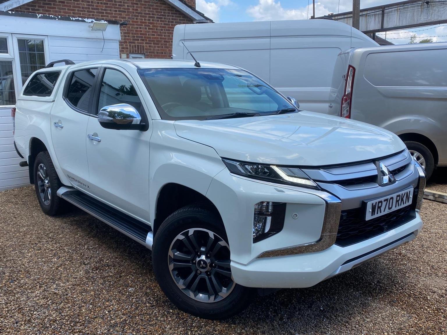 Mitsubishi L200