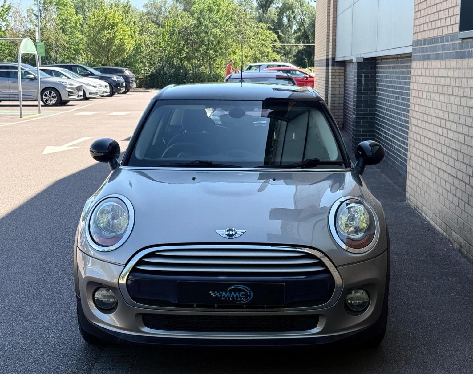 MINI Hatch