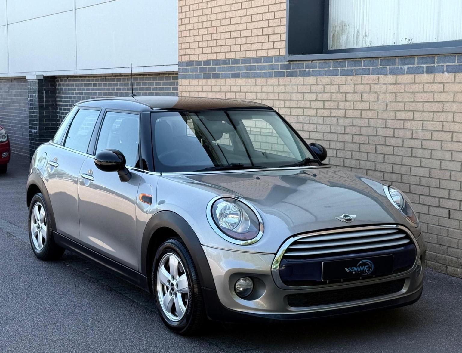 MINI Hatch
