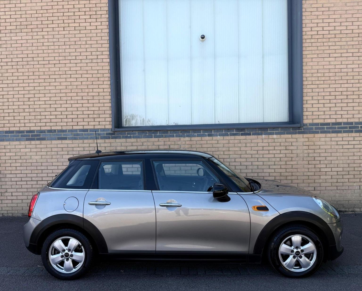 MINI Hatch