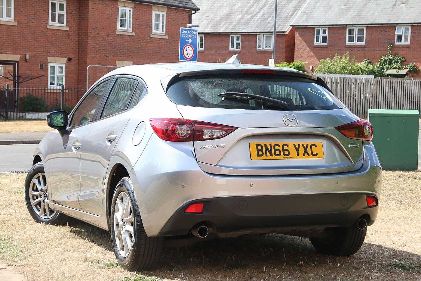 Mazda 3