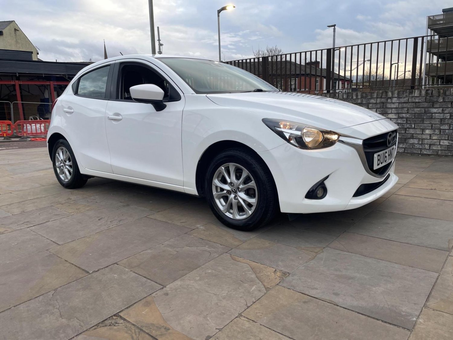 Mazda 2